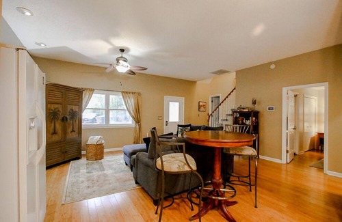 Richmond Hill Casa | Quiet Coastal Home in Ft McAllister + Pet Friendly