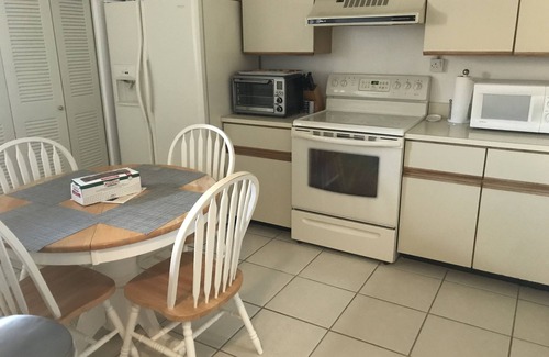 Ventura Condominio | Quiet Condo Near Orlando Airport: Easy Access to Orlando Fun Spots!