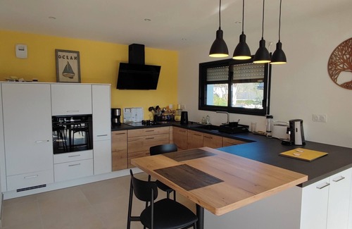 Morgat Casa | Quiet contemporary house on the heights of Morgat