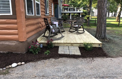 Gaylord Cabina | Quiet Corey Cove One Bedroom Cabin With Otsego Lake Views, Close to Skiing