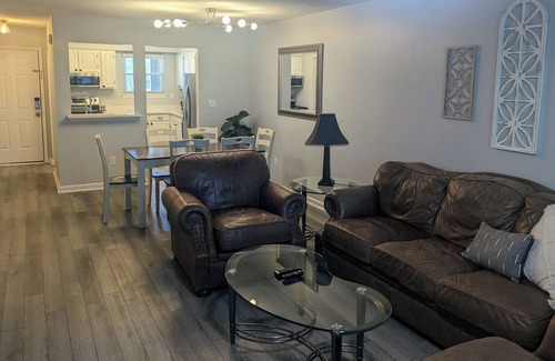 Columbia Condominio | Cozy, remodeled condo on the Saluda River near downtown Columbia and the Zoo