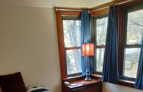 Nevada City Cabaña | Quiet cottage- 5 min walk to downtown Nevada City