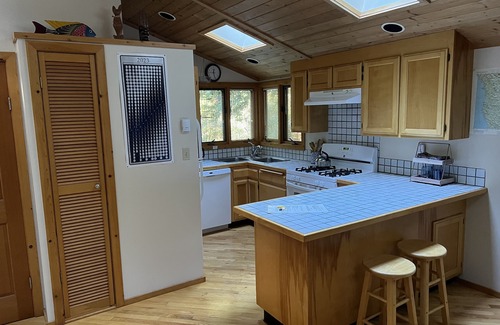 Mendocino Cabaña | Casa tranquila a diez minutos de Mendocino y la playa