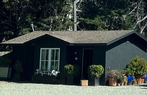 Carmel Cabaña | Quiet Cottage in Carmel, near Barnyard