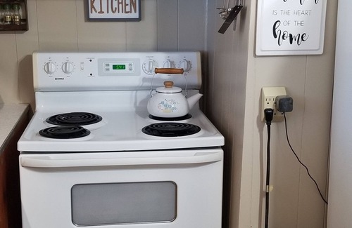 Danville Casa | Quiet Country Getaway in Danville for Traveling Workers!