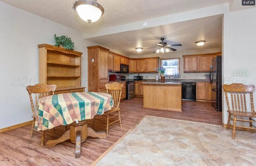 Pampa Casa | Quiet country home just outside of Pampa TX