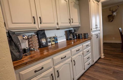 Holliday Casa | Quiet Country Living