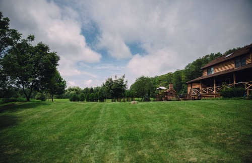 Benton Casa | Entorno tranquilo del país con hermosas vistas minutos a Ricketts Glen State Park
