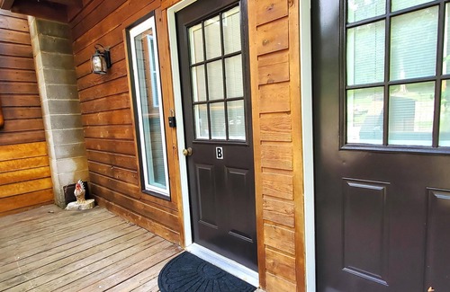 Eureka Springs Apartamento | Quiet, country studio guest room