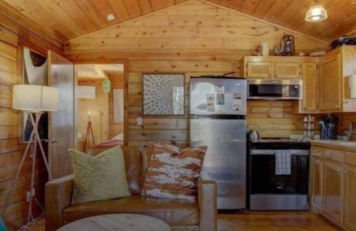 Mount Ida Cabina | Quiet Crystal Cabin in the Woods