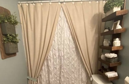 Durant Casa | Quiet Cul De Sac Home near Casino and College