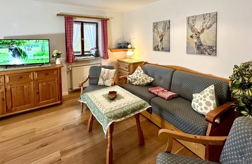 Ramsau bei Berchtesgaden Apartamento | Quiet vacation apartment in Ramsau for 2-4 people (June-September with outdoor pool)