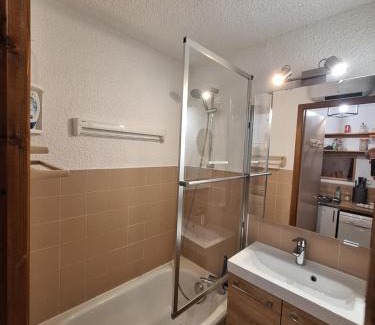 Abondance Apartamento | Quiet duplex with mountain view in Abondance