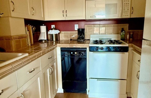 Upper Rockridge Apartamento | Apartamento tranquilo y elegante con hermosas vistas y jardines en terrazas