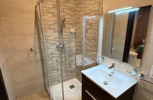 Zejtun Casa | Quiet Ensuite Room - Near Marsaskala & Airport