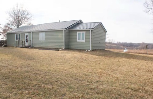Columbia Casa | Quiet Escape Near Rathbun Lake & Public Hunting Grounds