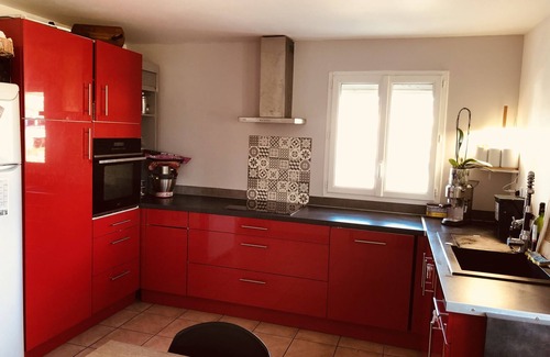 Saint-Medard-en-Jalles Casa | Quiet family home 15 min from Bordeaux