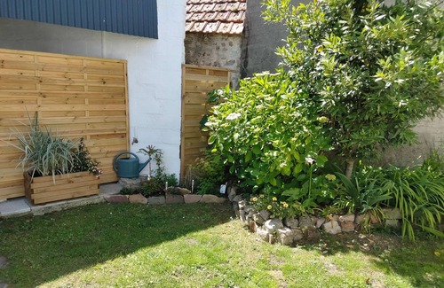 Creances Casa | Quiet family house near shops and close to the sea 3bed 6pers