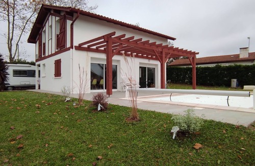 Mouguerre Casa | Quiet family villa with heated pool, 10 min from Bayonne