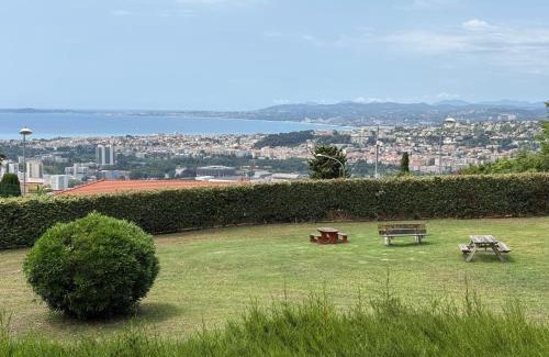 Saint Antoine Apartamento | Quiet Flat with view and Swimming pool