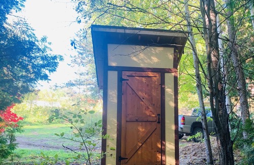 Erin Cabina | Quiet Forest Cabin