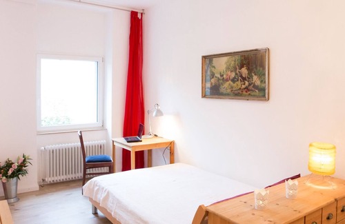 Kalk Apartamento | Tranquilo y acogedor apartamento de 2 dormitorios cerca de la feria