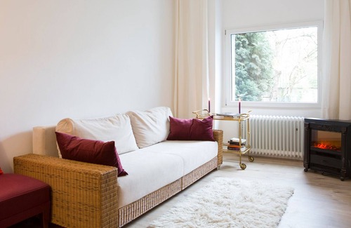 Kalk Apartamento | Tranquilo y acogedor apartamento de 2 dormitorios cerca de la feria