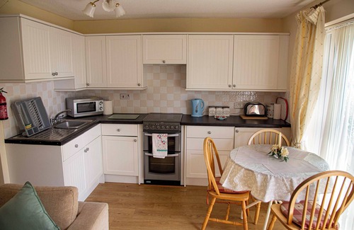 St Margaret's at Cliffe Casa | Quiet Holiday Park Bungalow