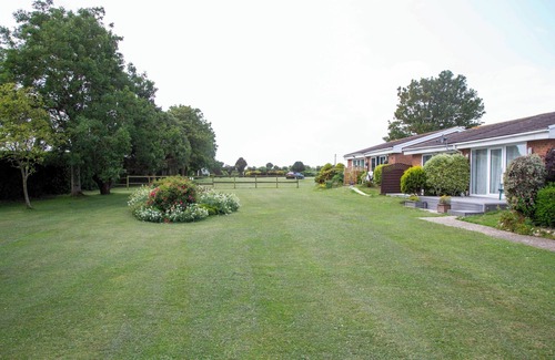St Margaret's at Cliffe Casa | Quiet Holiday Park Bungalow
