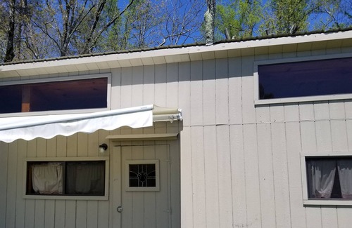 Wilder Cabaña | Quiet Get-a-Way Cottage at The Retriever Retreat