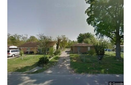 Pasadena Apartamento | quiet getaway 45 miniutes out from the exciting downtown houston