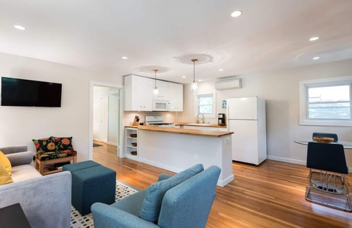 Travis Heights Apartamento | Camina a todo, desde un hermoso apartamento privado cerca del centro y SoCo