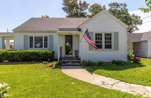 Marshallberg Casa | Quiet getaway to a small, safe and peaceful coastal town: 120/night