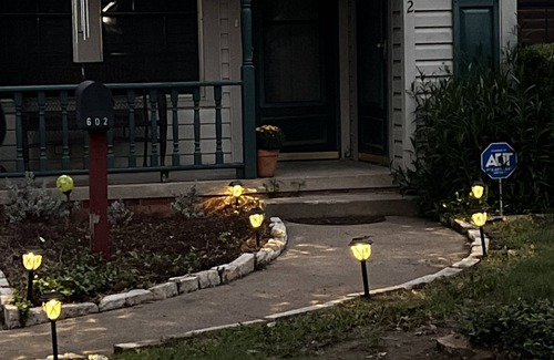Terrell Casa | Quiet home in downtown Terrell with a hot tub.
