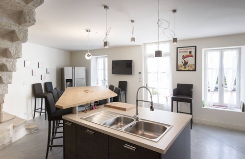 Eyragues Casa | Casa tranquila en el corazón de los Alpilles con piscina privada