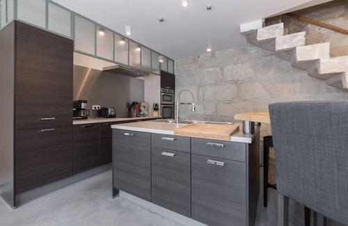 Eyragues Casa | Casa tranquila en el corazón de los Alpilles con piscina privada