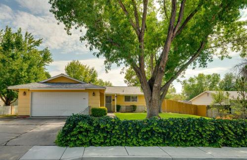Sparks Casa | Quiet Home with Yard 2 Mi to Mall and Sparks Marina!