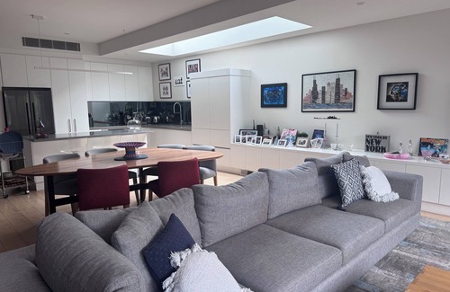 Prahran Casa | Quiet home within minutes to all the action.