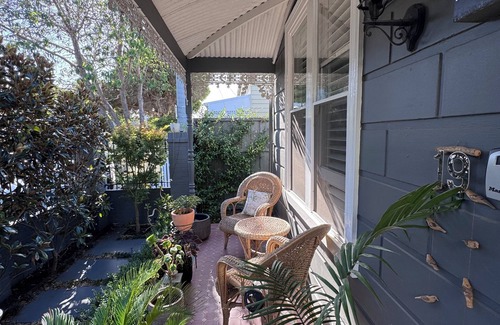 Prahran Casa | Quiet home within minutes to all the action.