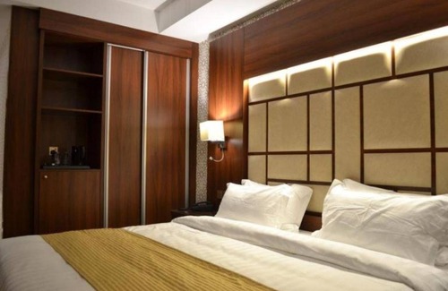 Al-Hamra'a Hotel | Quiet hotel
