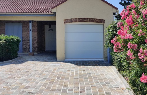 Cernay-la-Ville Casa | Quiet house 5 minutes from Les Vaux de Cernay, garden + private parking