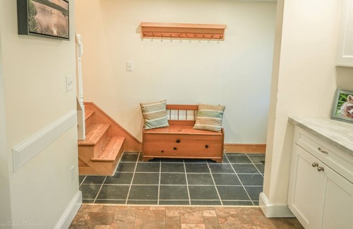 Rockport Casa | Quiet House close to all that Coastal Maine has to offer!