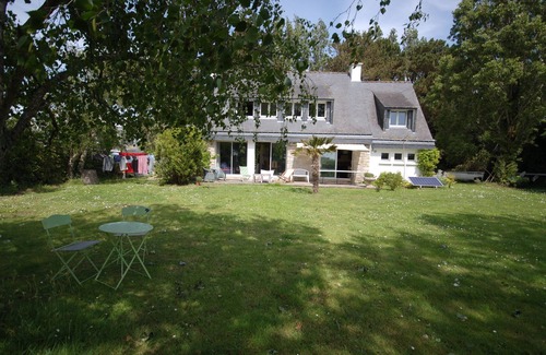 Locmariaquer Casa | Quiet house for 8 near the beach