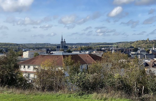 Evreux Casa | Quiet house overlooking the town of Evreux