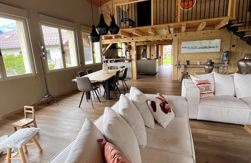 Sallanches Casa | Quiet house South-facing Garden-Pool