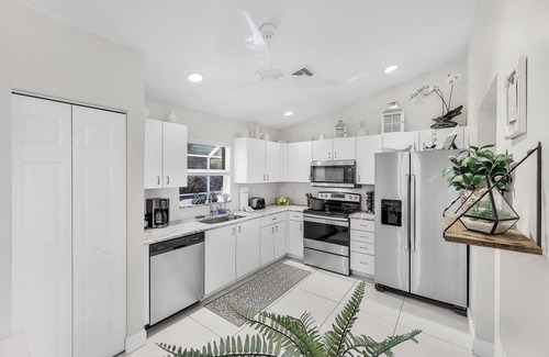 Marco Island Casa | 2043 San Marco Road: 2 dormitorios, 2 baños Casa en Marco Island, capacidad para 4