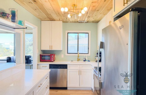 Caswell Beach Condominio | Quiet Island Getaway for 8