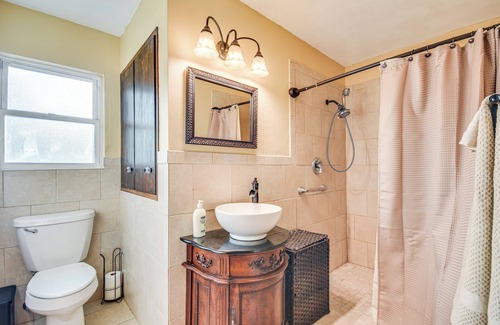 Jefferson City Casa | Quiet Jefferson City Retreat - Walk to McKay Park!
