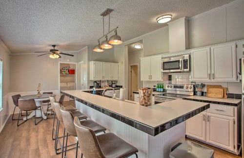 Kingston Casa | Quiet Kingston Getaway Close to Lake Texoma!
