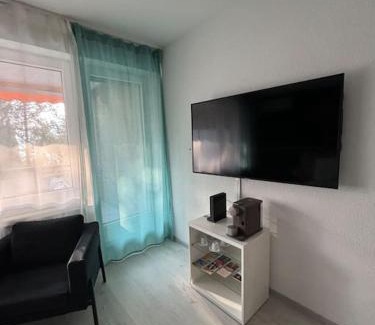 Bissone Apartamento | Quiet Lake Apartment
